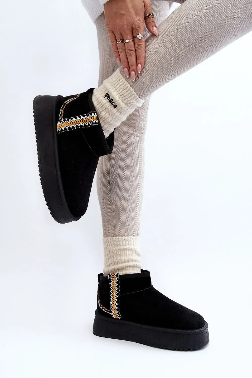 Aztec pattern thick sole snow boots