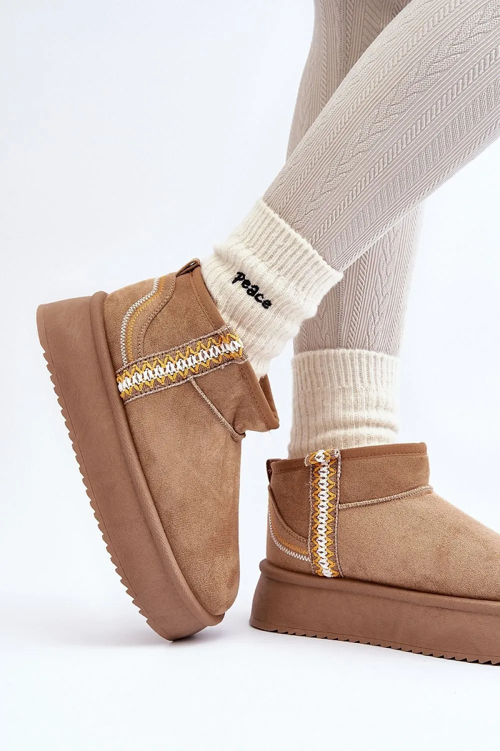 Aztec pattern thick sole snow boots