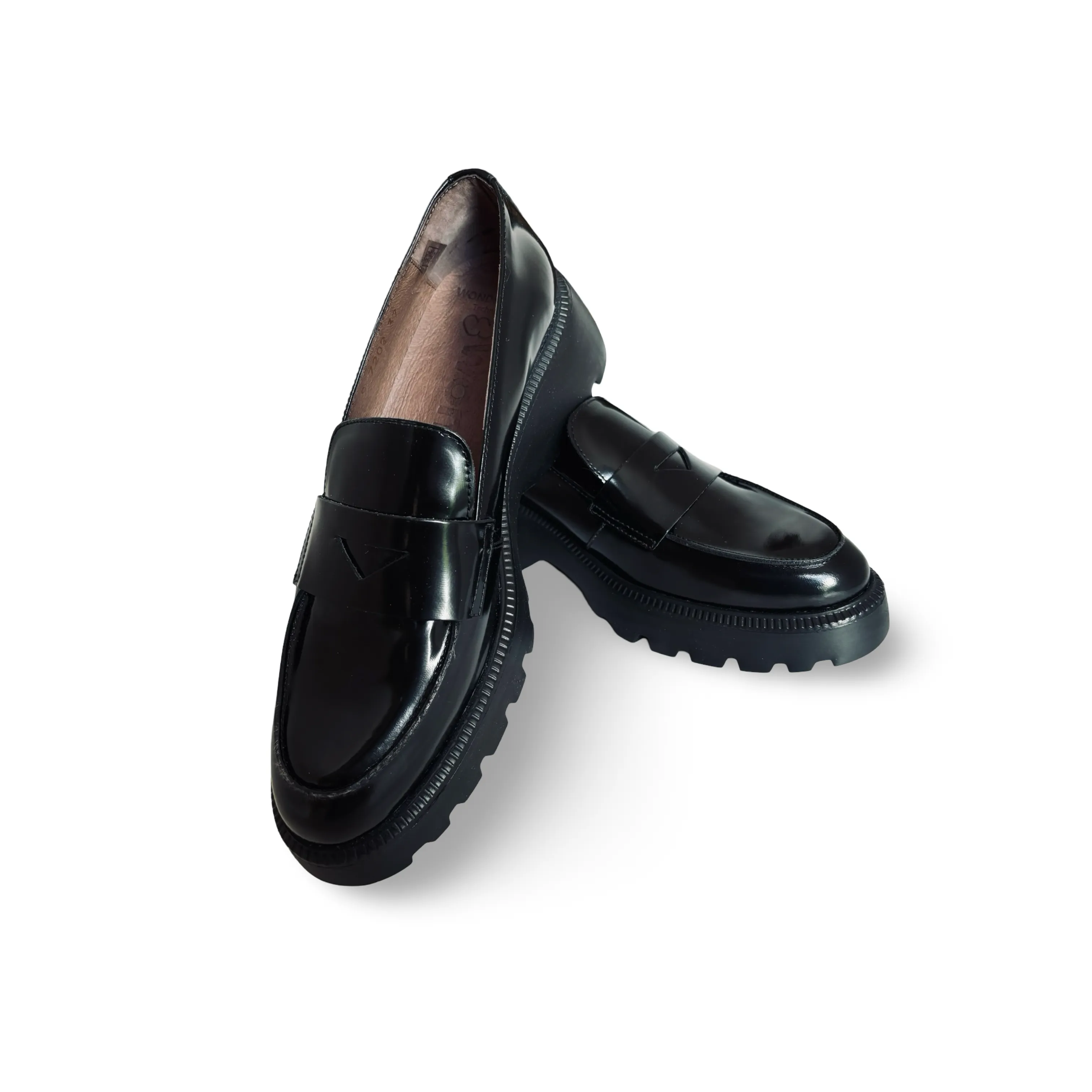 C7202 Black Leather Loafer