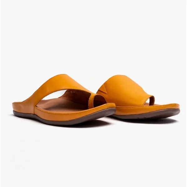 CAPRI II Ladies Toe-Loop Sandals Honey