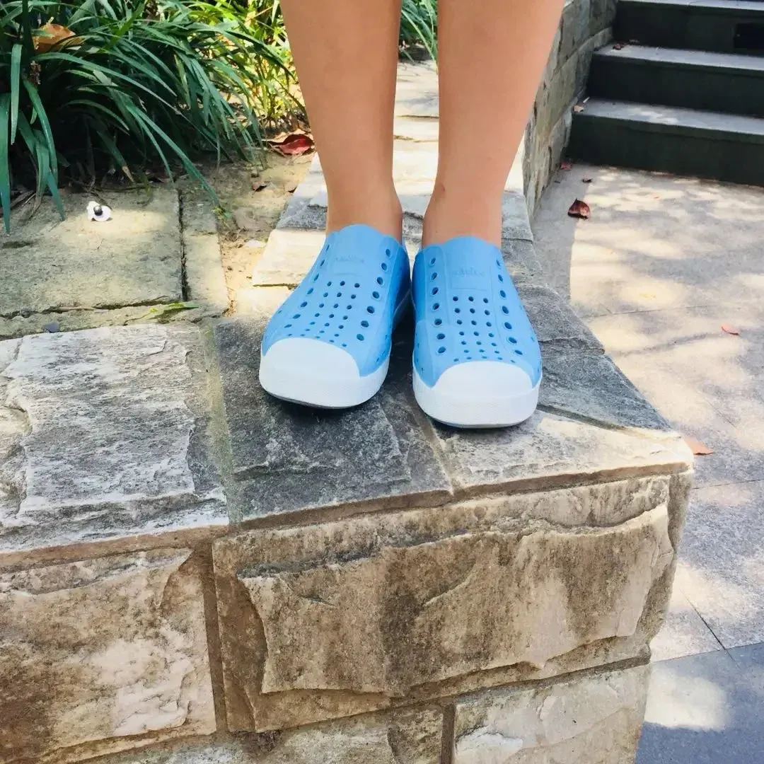 Children's Cave Shoes Boys Girls Garden Clogs EVA Slip-On Breathable Sports Sandals Kids Lightweight Outdoor Beach Water Shoe