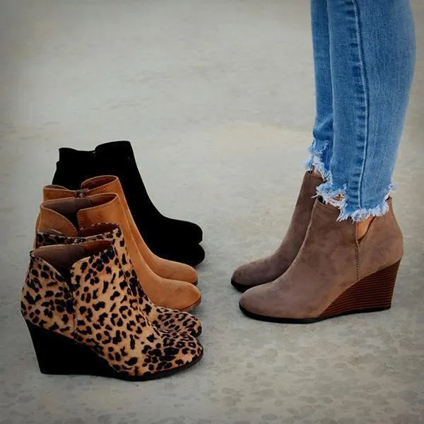 Trendy and supportive orthopedic Wedge 