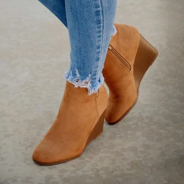 Trendy and supportive orthopedic Wedge 