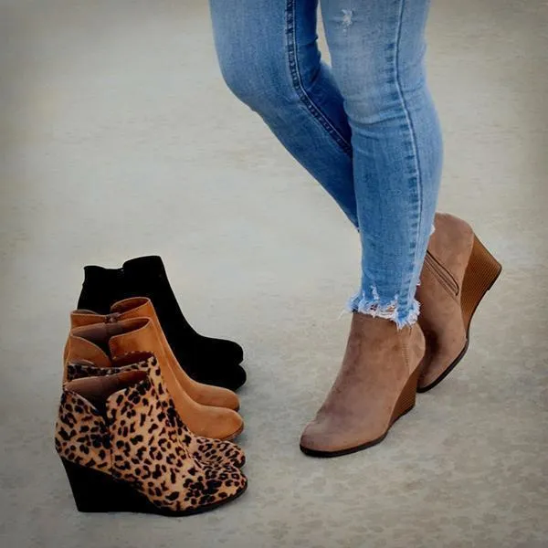 Trendy and supportive orthopedic Wedge 