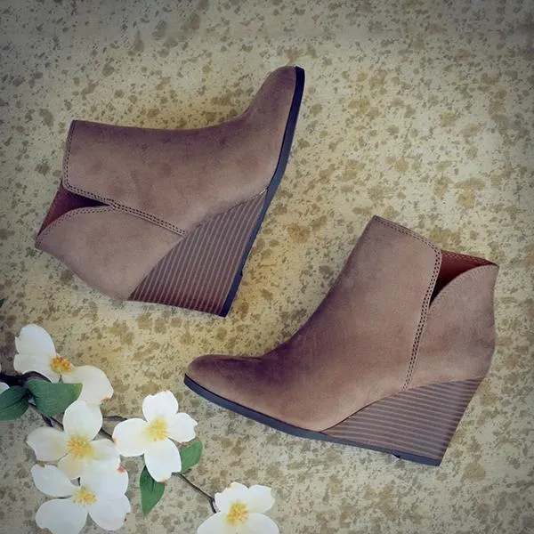 Trendy and supportive orthopedic Wedge 