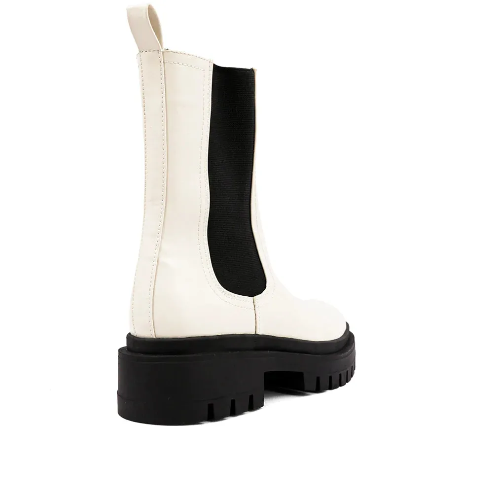 Yusnan Boots Off White